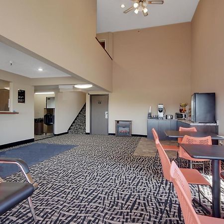 Americas Quality Inn & Suites - Finlayson Kültér fotó