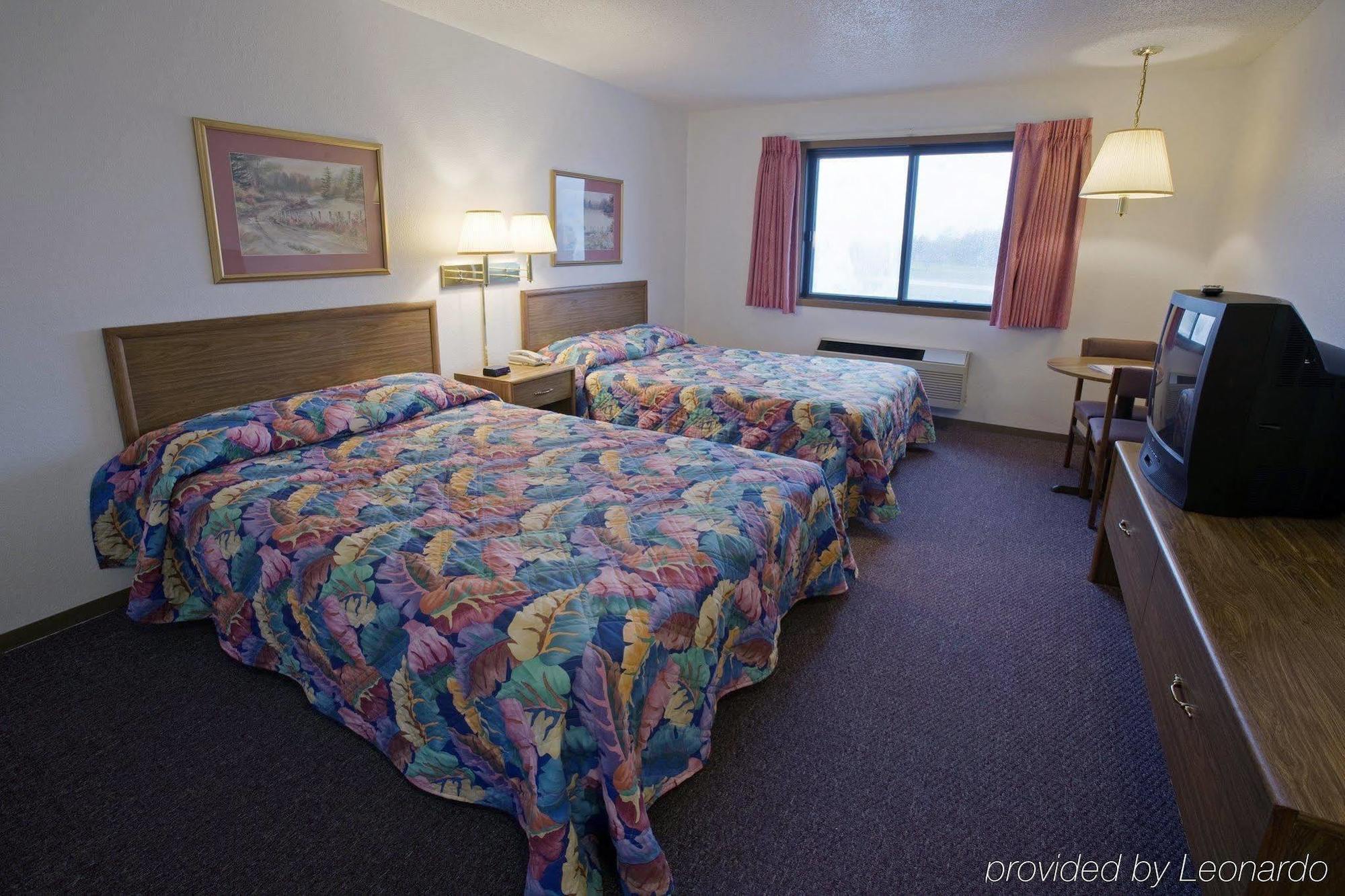 Americas Quality Inn & Suites - Finlayson Kültér fotó