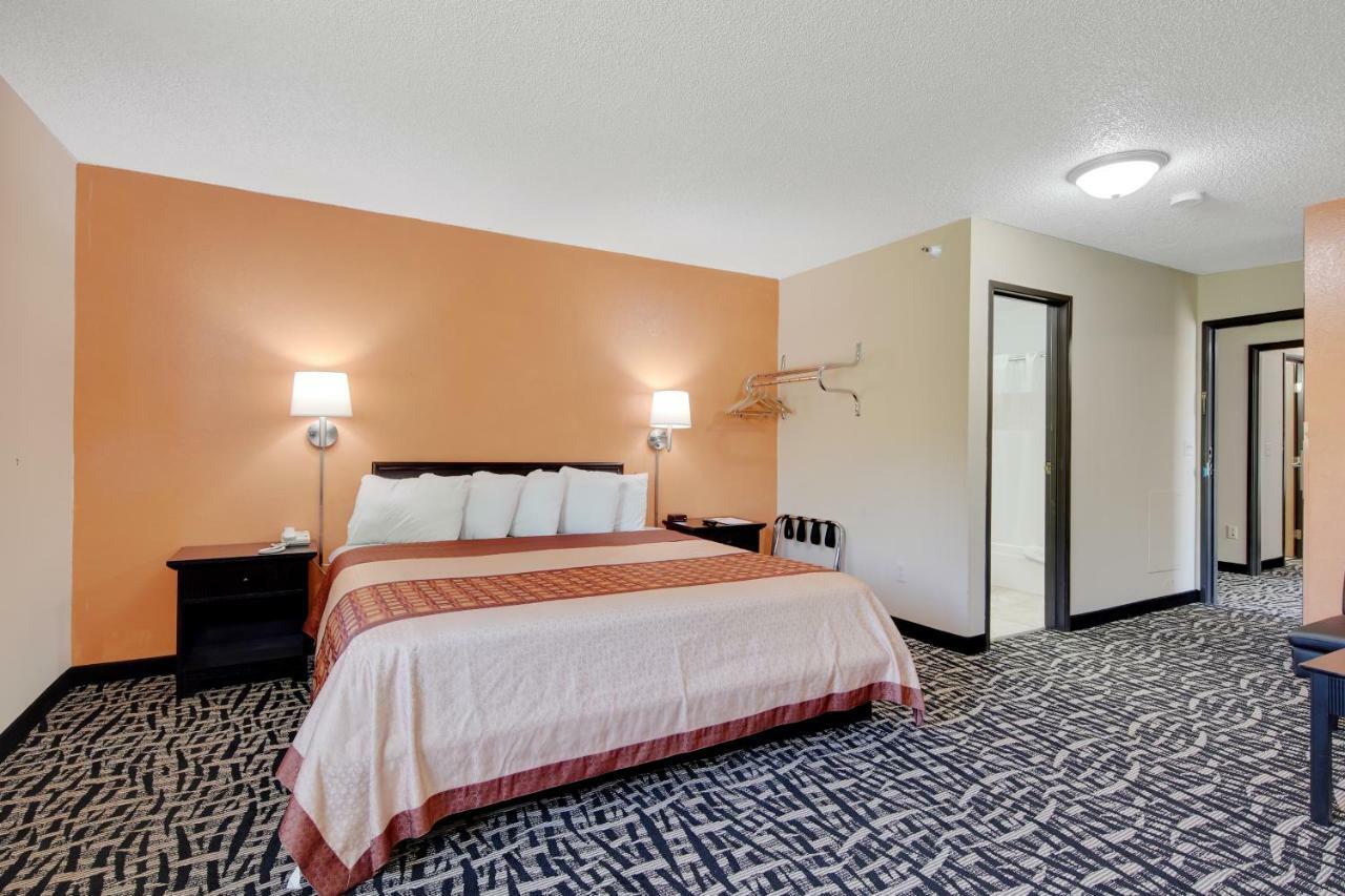 Americas Quality Inn & Suites - Finlayson Kültér fotó